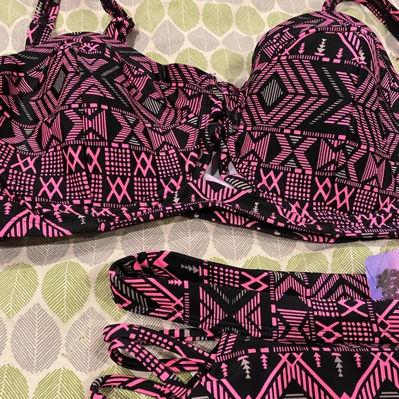 Forever 21 NEW Two piece High waist swimsuit XL - Picture 2 of 6